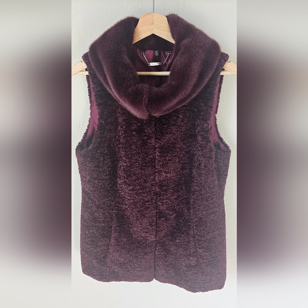 Faux Fur Vest White House Black Market